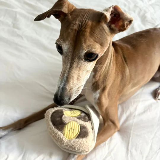 lambwolf crepe snuffelspeelgoed